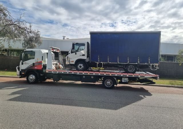 Truck Towing & Transport